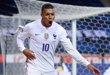 Pháp thắng nhọc nhằn với quả 11m bị bỏ lỡ