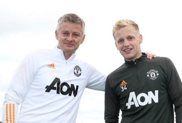 Solskjaer bảo vệ kế hoạch của MU và Van de Beek