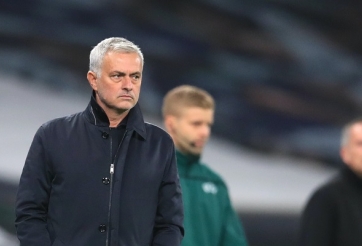 Mourinho giải thích việc để Son Heung-min, Kane dự bị