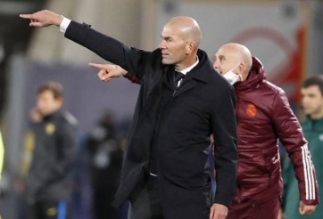 Zidane nói 'mãi yêu' lão tướng Real sau trận thắng đầu tiên ở Cúp C1