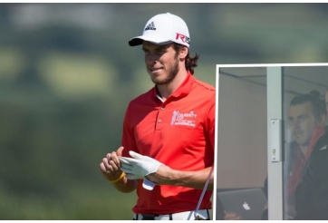 Bale bị nghi xem đánh golf trong trận Wales đấu với Mỹ