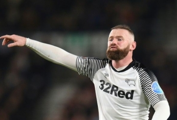 Làm cầu thủ kiêm HLV, Rooney định 'tranh thủ' gia hạn hợp đồng cho chính mình