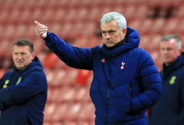 Mourinho cáo buộc sao Tottenham gây rắc rối