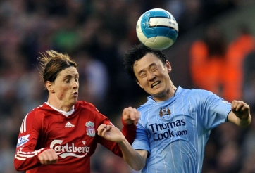 Cựu sao Man City cáo buộc các HLV ngoại gây hại cho bóng đá Trung Quốc