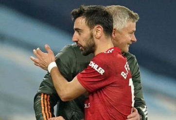 Bruno Fernandes liên lạc hằng ngày với mục tiêu của MU