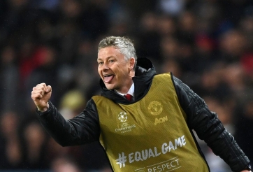 MU được giảm gần 30% giá mua trung vệ