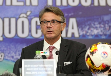 HLV Philippe Troussier làm điều chưa từng có ở U19 Việt Nam