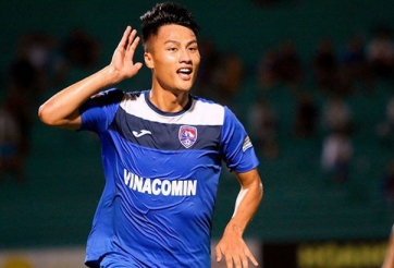 HLV Mai Đức Chung: ‘Mạc Hồng Quân sẽ là lời giải cho vị trí tiền đạo cắm’