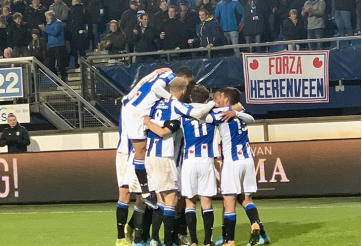 Văn Hậu dự bị, SC Heerenveen ngược dòng ấn tượng trước Sparta Rotterdam
