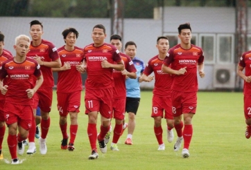 'Cơn đau đầu dễ chịu' của HLV Park ở hàng tiền vệ ĐT Việt Nam