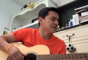 VIDEO: Kiatisuk trổ tài đàn hát bằng tiếng Việt cực chất