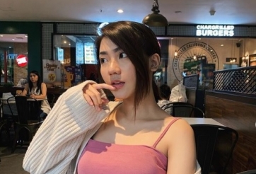 Thân hình sexy như siêu mẫu của nữ game thủ Indonesia