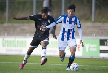 Lý do nào khiến SC Heerenveen muốn giữ chân Đoàn Văn Hậu?