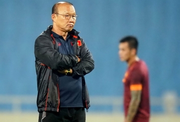 Tiền đạo ĐT Việt Nam lại khiến HLV Park thất vọng