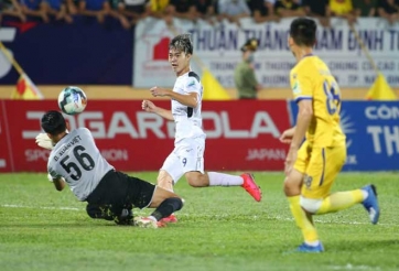 Văn Toàn tiết lộ sự thật về chấn thương của bản thân