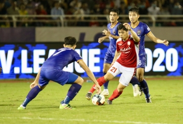 Công Phượng ghi bàn cũng không giúp TPHCM có điểm trước Bình Dương