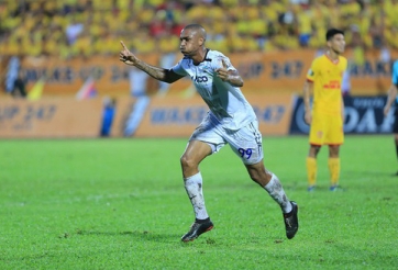 Ngoại binh của SLNA tiết lộ lý do thất bại ở HAGL