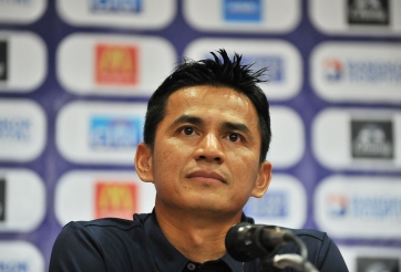 Báo Thái: 'Thái Lan đang kéo bóng đá Việt Nam đi lên' 