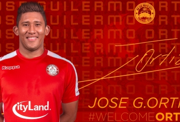 'Tiền đạo 18 tỷ' rời CLB TP.HCM vì ... chia tay người yêu