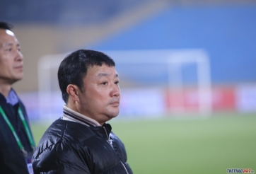 HLV Trương Việt Hoàng: 'Viettel đang như rắn mất đầu'