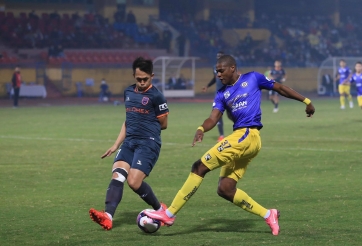 Hà Nội thua ngược Bình Dương, xuống đáy BXH V.League