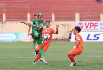 Tuyển thủ ĐTQG ghi bàn, Bình Định bất ngờ thắng Sài Gòn