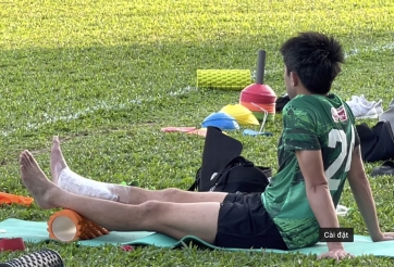 Lee Nguyễn khiến HLV Mano Polking 'hú vía'