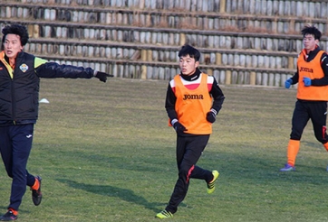 Xuân Trường tỏa sáng với cú đúp kiến tạo, HLV Gangwon nói gì?