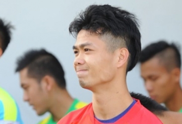 Tin bóng đá HOT 17/2: Công Phượng nén đau đến Bình Dương