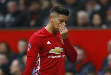 Sao MU thoát án thần kỳ, đối thủ ‘phát điên’