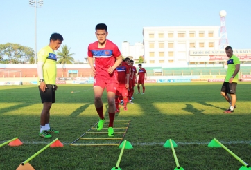 Tony Tuấn Anh, Thanh Hậu gây ấn tượng mạnh tại U20 Việt Nam