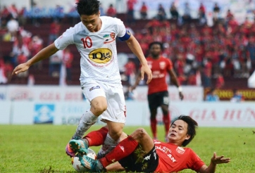 ‘Cách Công Phượng đi bóng phù hợp với đá gôn tôm’