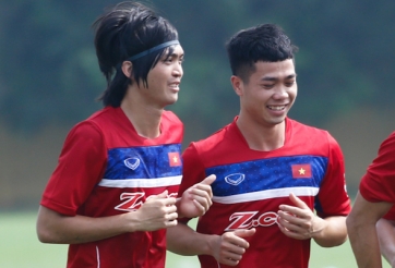 Xuân Trường ‘kiến tạo’ giúp Công Phượng, TA đối đầu siêu sao