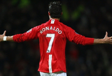 Cựu chủ tịch Real lên tiếng, MU sáng cửa có Ronaldo