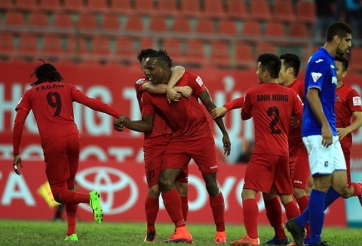 Ngoại binh bức xúc, 'làm loạn' ngay tại trụ sở CLB Hải Phòng