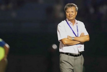 HLV Lê Thụy Hải gây sốc khi nói về ghế nóng và Kiatisuk