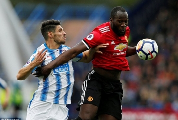 MU thua sốc trên sân của đội mới lên hạng Huddersfield Town
