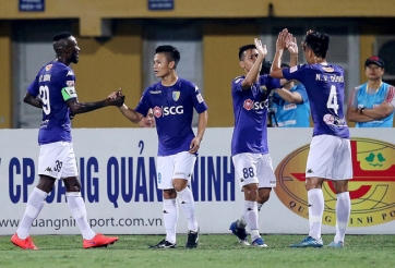 CLB Hà Nội lên đầu bảng, bầu Hiển ‘thưởng đậm’