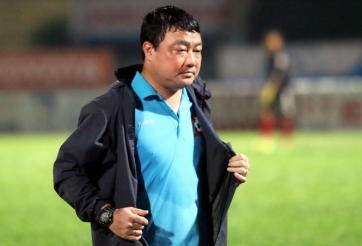 HLV Việt Hoàng mất tiền tỷ, Hà Nội 'quyết tử' tranh vô địch