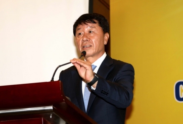 GĐKT Chung Hae Seong đã làm gì để khiến HAGL ‘lột xác’?