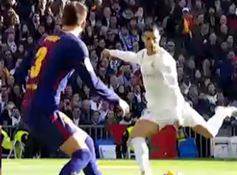 Kroos kiến tạo thuận lợi, Ronaldo tung cú sút khiến cả cầu trường ‘ngỡ ngàng’