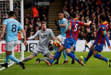 Trụ cột Man City nghỉ 2 tháng vì chấn thương