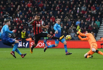 Arsenal nhận trận thua sốc trước Bournemouth
