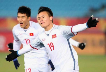 Người đặc biệt Quang Hải: Hãy vượt qua những Văn Quyến, Hồng Sơn