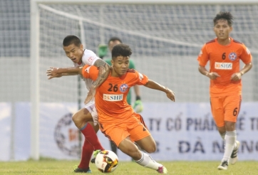 Đức Chinh, Trọng Hóa nhận số áo quan trọng tại SHB Đà Nẵng