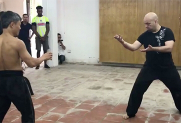 Mục đích thực của Flores: Huỳnh Tuấn Kiệt, Johnny Trí Nguyễn có đang bị lợi dụng?