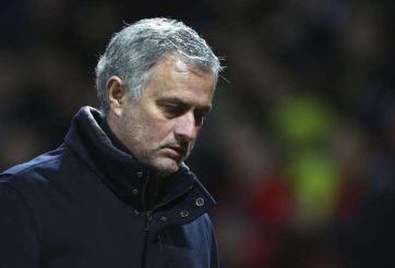 Mourinho phát biểu rất lạ sau trận thua Sevilla