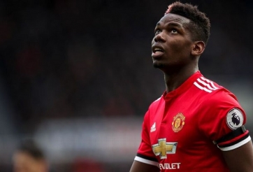 Cố gắng làm thân, Pogba càng khiến HLV Mourinho ‘điên máu’