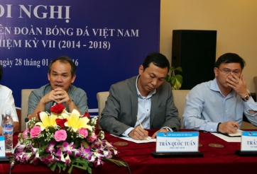 Bầu Đức cảm ơn bầu Tú, thượng tầng VFF tan 'sóng'