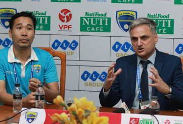 HLV châu Âu của Thanh Hóa bóng gió trách Bùi Tiến Dũng